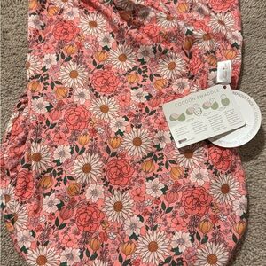 Mamacoco swaddle NWT
